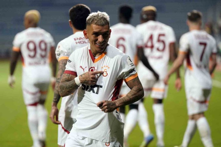 TRENDYOL SÜPER LİG: EYÜPSPOR: 1 - GALATASARAY: 5 (MAÇ SONUCU)
