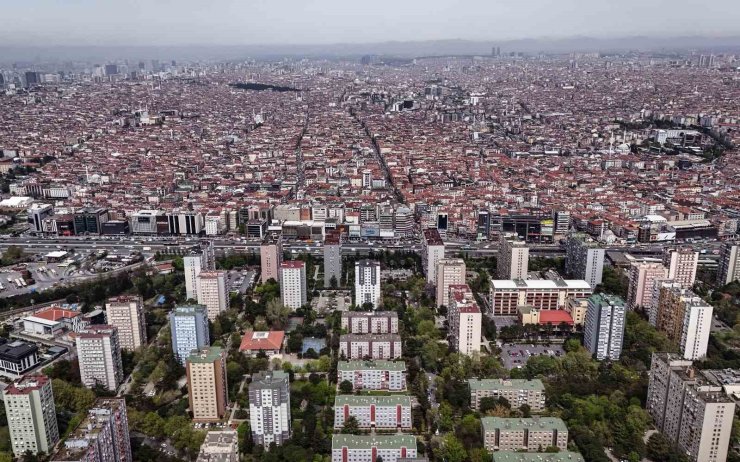 DEPREMLE GÜNDEME GELEN İKİ FARKLI İSTANBUL ŞEHİRLEŞMESİ HAVADAN GÖRÜNTÜLENDİ