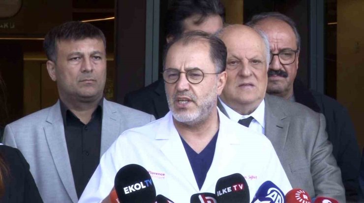 BAŞHEKİM PROF. DR. ÇİTFÇİ’DEN SIRRI SÜREYYA ÖNDER’İN SAĞLIK DURUMUNA İLİŞKİN AÇIKLAMA