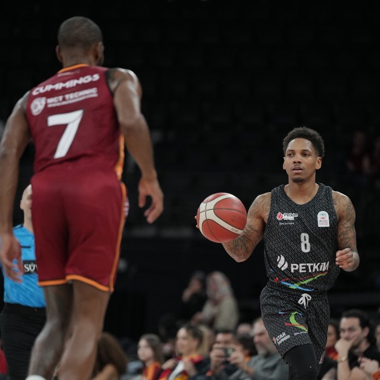 TÜRKİYE SİGORTA BASKETBOL SÜPER LİGİ: GALATASARAY: 81 - ALİAĞA PETKİMSPOR: 86