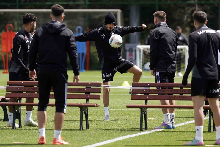 BEŞİKTAŞ, FENERBAHÇE MAÇI HAZIRLIKLARINI SÜRDÜRDÜ