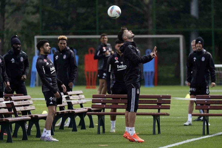 BEŞİKTAŞ, FENERBAHÇE MAÇI HAZIRLIKLARINI SÜRDÜRDÜ