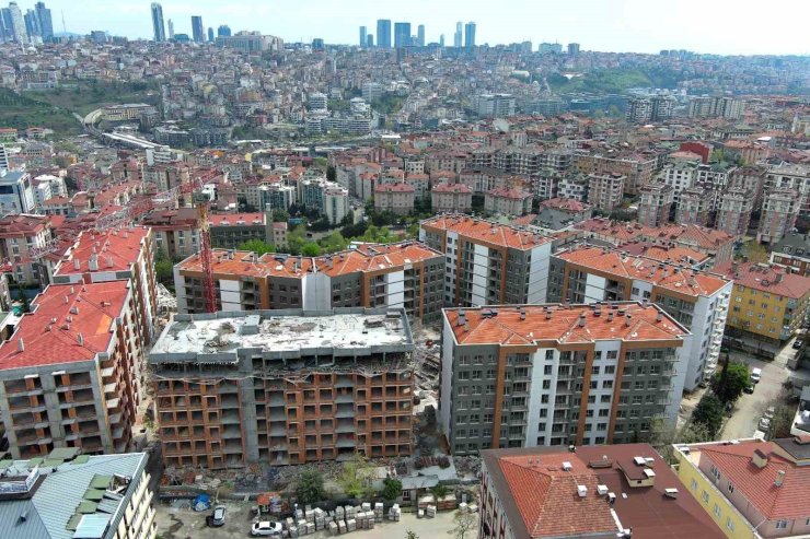 HİZMET SİTESİ SAKİNLERİ YENİ EVLERİNE KAVUŞUYOR