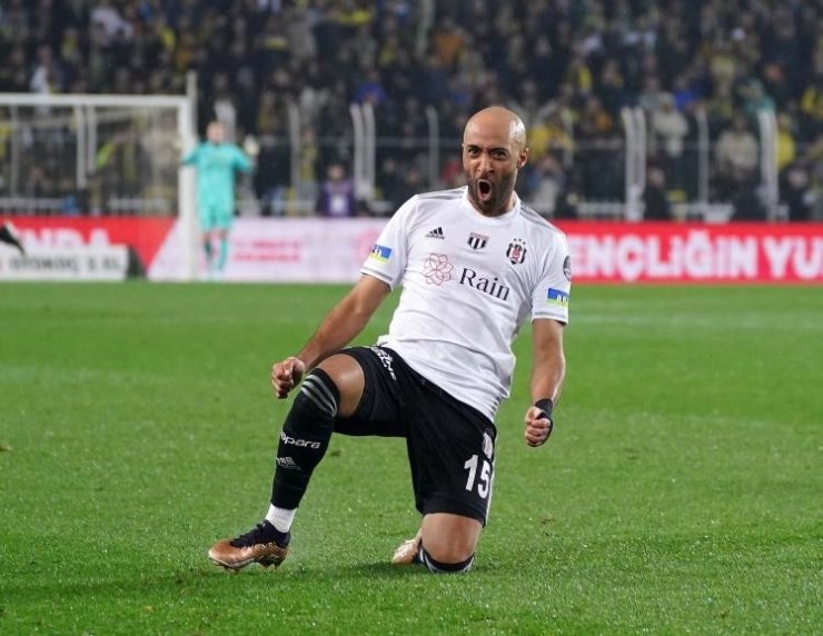 FENERBAHÇE - BEŞİKTAŞ DERBİSİNİN GOLLERİ YABANCILARDAN