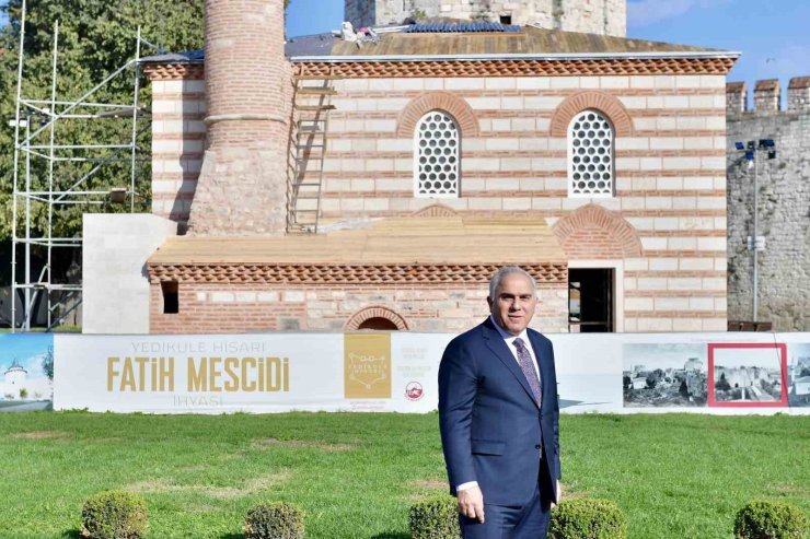 YEDİKULE HİSARI’NDA İHYA EDİLEN FATİH MESCİDİ İBADETE AÇILDI