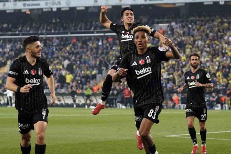 BEŞİKTAŞ BU SEZON DERBİ GALİBİYETLERİYLE ÖNE ÇIKTI