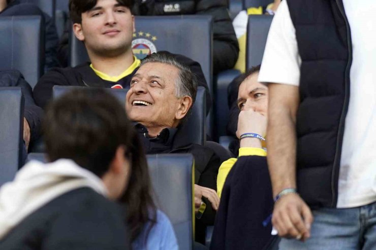TRENDYOL SÜPER LİG: FENERBAHÇE: 0 - BEŞİKTAŞ: 0 (MAÇ DEVAM EDİYOR)