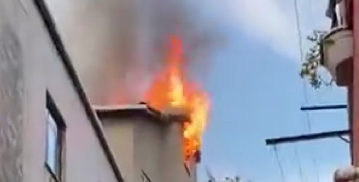 ATAŞEHİR’DE KORKUTAN YANGIN