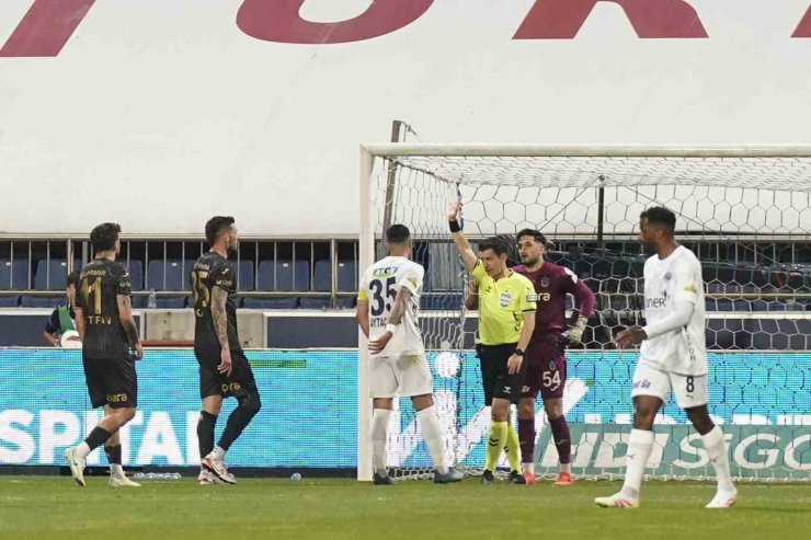 TRENDYOL SÜPER LİG: KASIMPAŞA: 1 - TRABZONSPOR: 0 (İLK YARI)