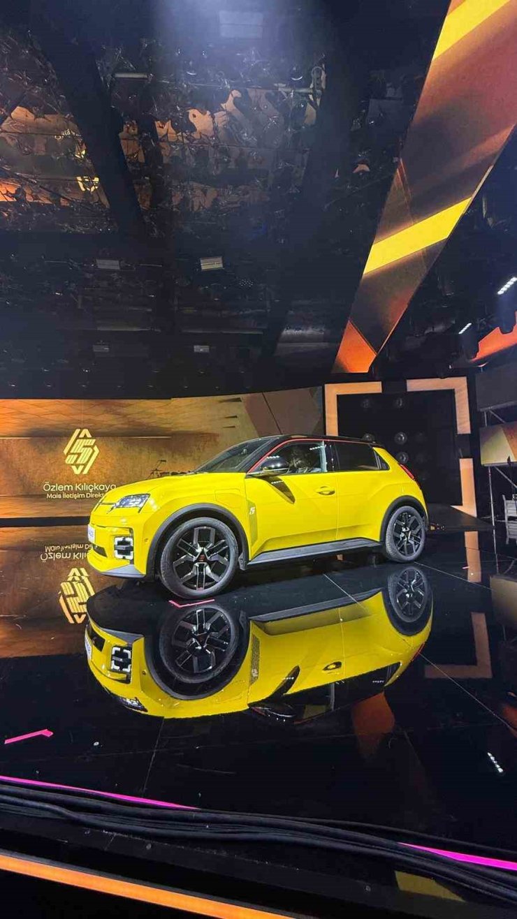 RENAULT 5 E-TECH ELEKTRİKLİ TÜRKİYE’DE