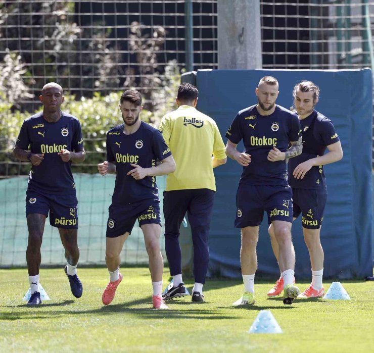 FENERBAHÇE’DE, BAŞAKŞEHİR MAÇI HAZIRLIKLARI BAŞLADI