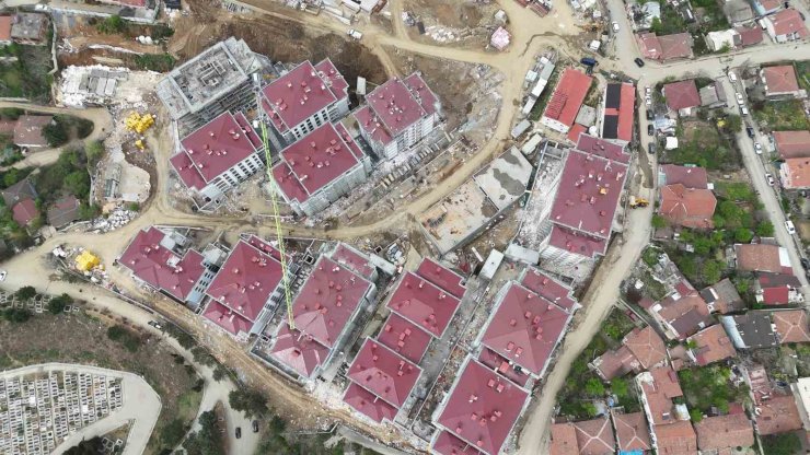 ÜMRANİYE’DE KENTSEL DÖNÜŞÜM HIZLA DEVAM EDİYOR: ÖRNEK DAİRELER ZİYARETE AÇILDI