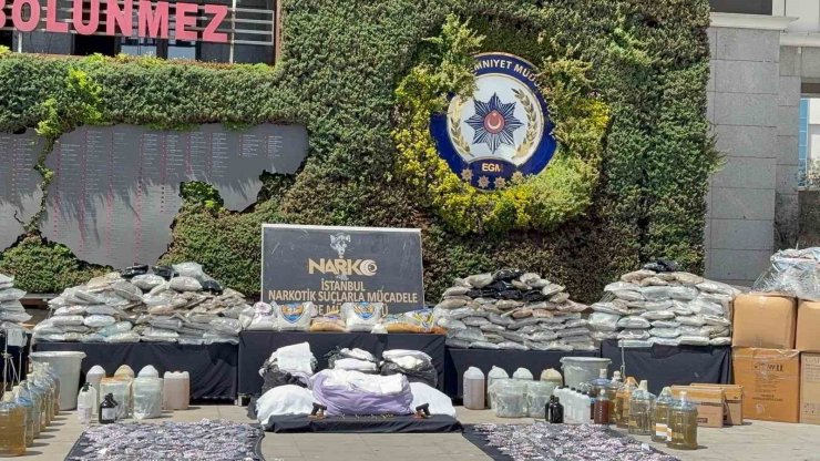 İSTANBUL’DA UYUŞTURUCU OPERASYONU: 20 GÖZALTI