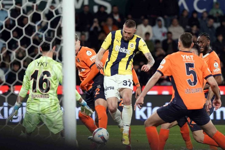 TRENDYOL SÜPER LİG: RAMS BAŞAKŞEHİR: 1 - FENERBAHÇE: 4 (MAÇ SONUCU)