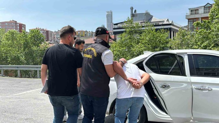 BAYRAMPAŞA’DA KENDİSİNİ OĞLU OLARAK TANITIP 400 BİN TL DOLANDIRAN ŞÜPHELİ YAKALANDI
