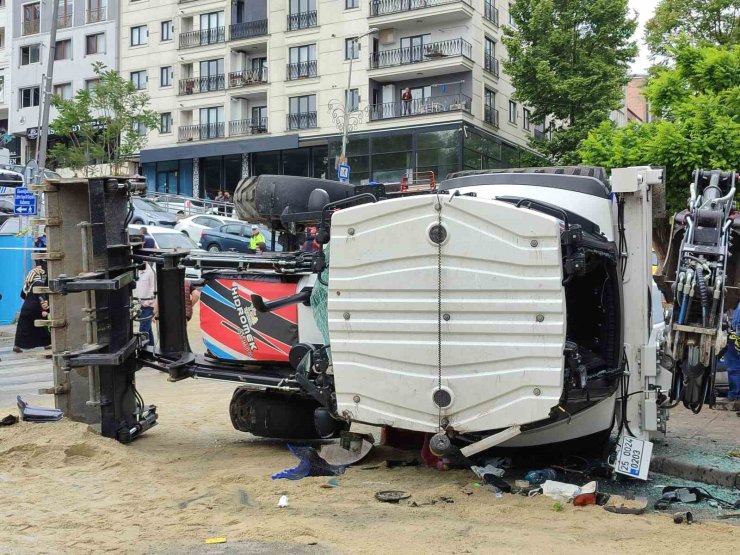 BAYRAMPAŞA’DA YOKUŞ AŞAĞI KAYAN KEPÇE ORTAKLIĞI BİRBİRİNE KATTI