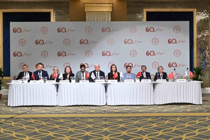 ÇOCUK SAĞLIĞININ GELECEĞİ MASAYA YATIRILDI