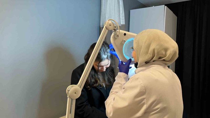 "METAL AKSESUAR VE TEKSTİL BOYASINA DİKKAT: EGZAMANIN GİZLİ TETİKLEYİCİLERİ"