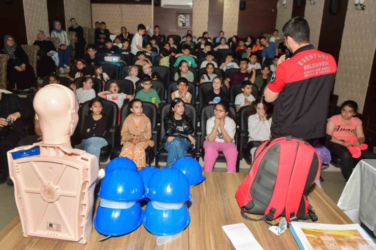 ESENYURT BELEDİYESİ’NDEN ÖZEL ÇOCUKLARA DEPREM BİLİNCİ EĞİTİMİ