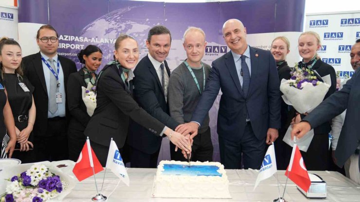 GAZİPAŞA-ALANYA HAVALİMANI, COPENHAGEN AİR TAXİ’NİN İLK UÇUŞUNU KARŞILADI