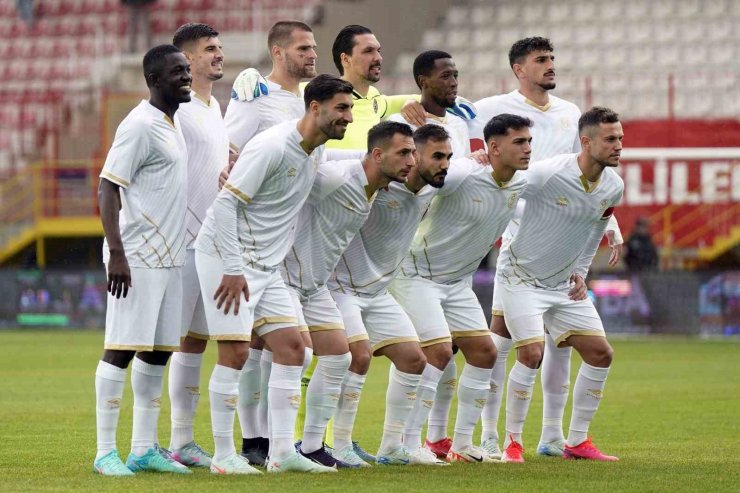 TRENDYOL 1. LİG: ÜMRANİYESPOR: 0 - MANİSA FK: 1