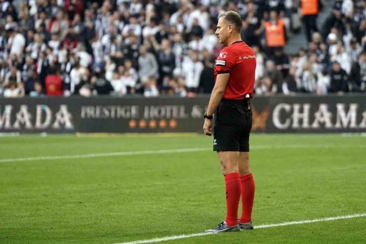 TRENDYOL SÜPER LİG: BEŞİKTAŞ: 2 - ADANA DEMİRSPOR: 1 (İLK YARI)