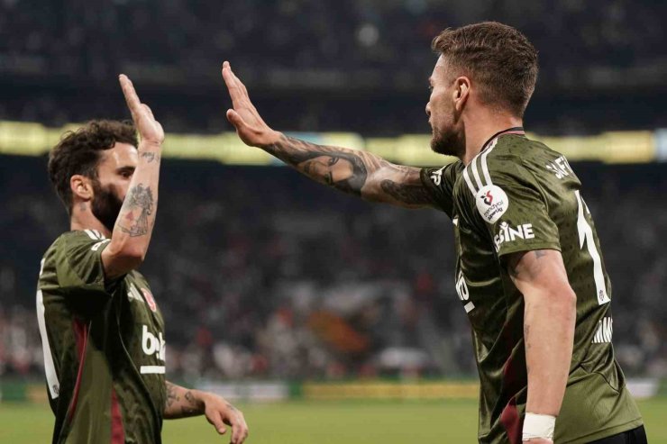 TRENDYOL SÜPER LİG: BEŞİKTAŞ: 4 - ADANA DEMİRSPOR: 1 (MAÇ SONUCU)