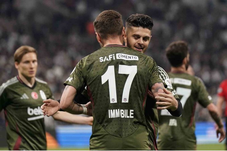 TRENDYOL SÜPER LİG: BEŞİKTAŞ: 4 - ADANA DEMİRSPOR: 1 (MAÇ SONUCU)