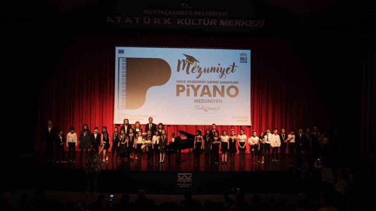 GENÇ PİYANİSTLER, MUHTEŞEM PERFORMANSLAR SERGİLEDİ
