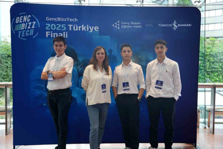 İŞ BANKASI VE GENÇ BAŞARI EĞİTİM VAKFI’NDAN GELECEĞİN GİRİŞİMCİLERİNE DESTEK