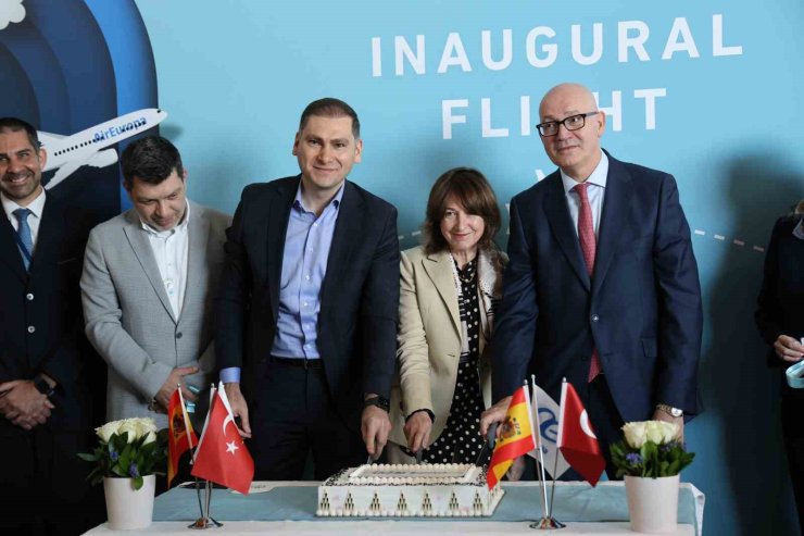 İSPANYA HAVAYOLU ŞİRKETİ AİR EUROPA MADRİD-İSTANBUL SEFERLERİNE BAŞLADI