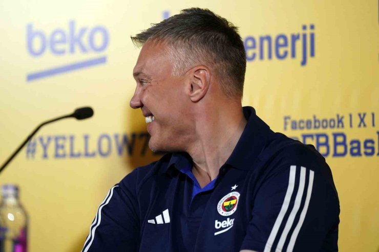 SARUNAS JASİKEVİCİUS: "BURADA OLABİLMEK BÜYÜK ŞANS"