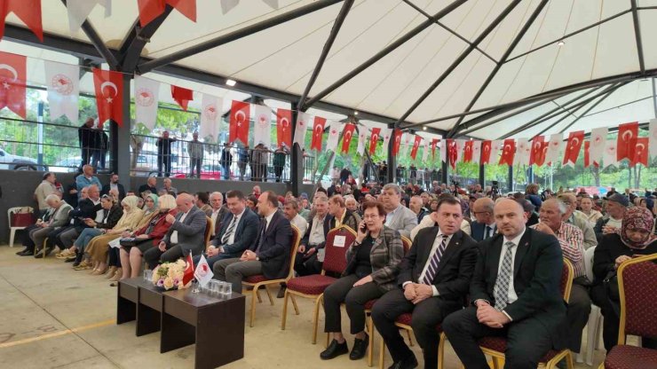 SİLİVRİ’DE ÜRETİCİYE 614 BİN FİDE VE 4 TON TOHUM DESTEĞİ