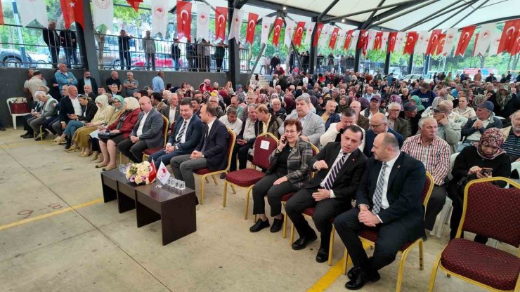 SİLİVRİ’DE ÜRETİCİYE 614 BİN FİDE VE 4 TON TOHUM DESTEĞİ