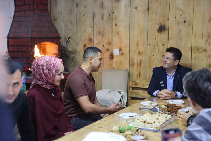 MOTOSİKLETLE MACERA DOLU UMRE YOLCULUĞU