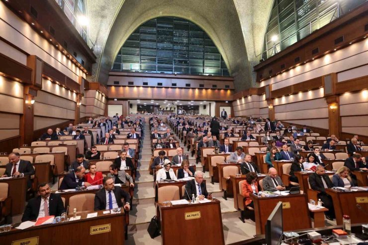 İSTANBUL’DA SUYA YÜZDE 10 ORANINDA ZAM YAPILDI