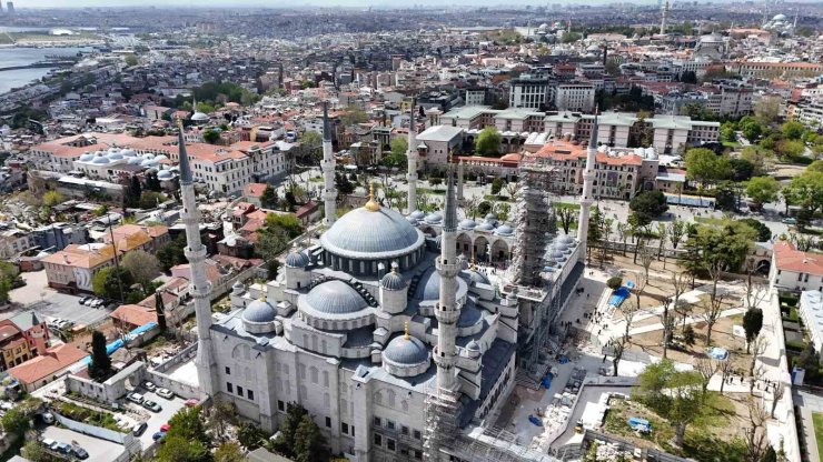 SULTANAHMET CAMİİ’NİN ÖMRÜNE ÖMÜR KATACAK OLAN MİNARE RESTORASYONU SÜRÜYOR