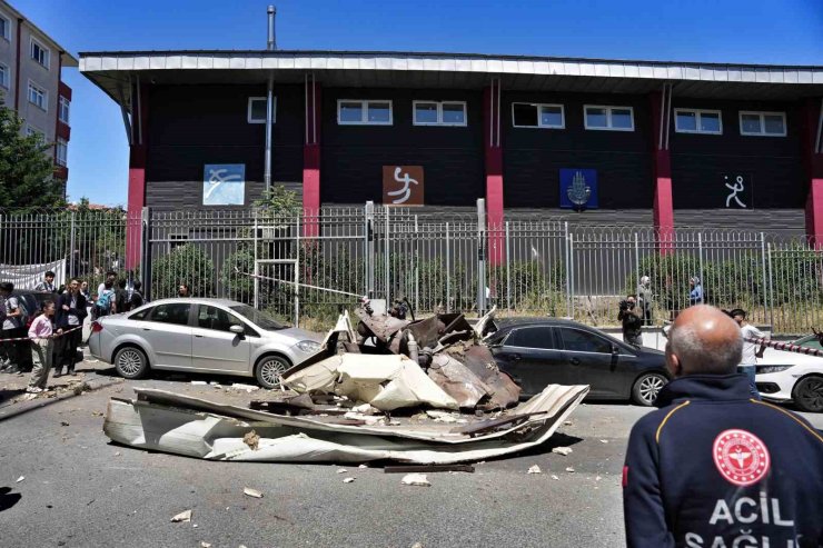 BAĞCILAR’DA PATLAMA SIRASINDA YAŞANANLAR KAMERADA