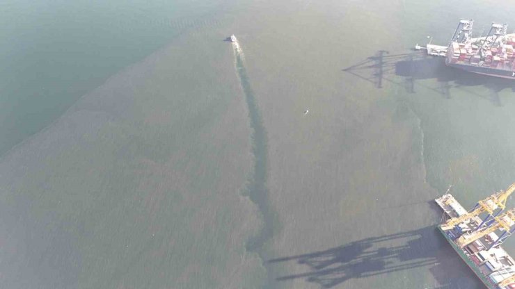 İSKİ MARMARA DENİZİ’NE KANALİZASYON SUYUNU BÖYLE AKITIYOR