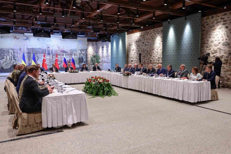 TÜRKİYE-RUSYA-UKRAYNA ÜÇLÜ TOPLANTISI BAŞLADI