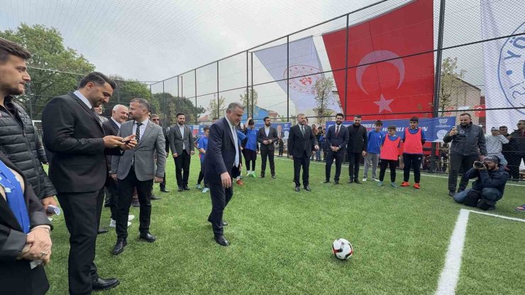 BAKAN BAK: "TÜRKİYE’DE SON 23 YILDA SPOR TESİSLERİ DEVRİMİ YAŞANMAKTADIR"