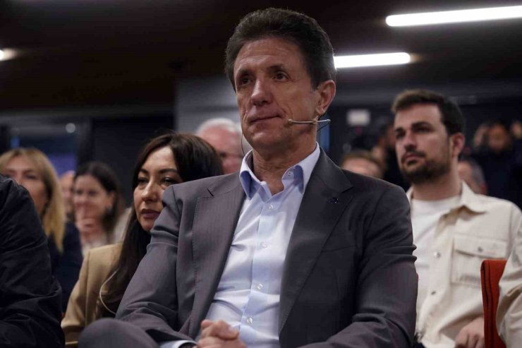 HAGİ VE POPESCU, YIL DÖNÜMÜNDE UEFA KUPASI ZAFERİNİ ANLATTI