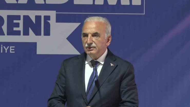 TİCARET BAKANI ÖMER BOLAT: "MOBİLYA SEKTÖRÜNDE DÜNYADA İLK ON İÇİNDEYİZ"