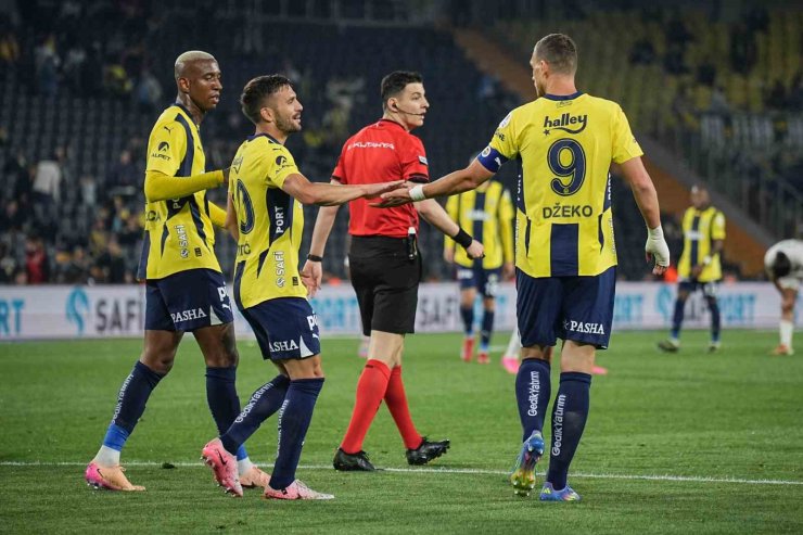 EDİN DZEKO, BU SEZONKİ 21. GOLÜNÜ KAYDETTİ