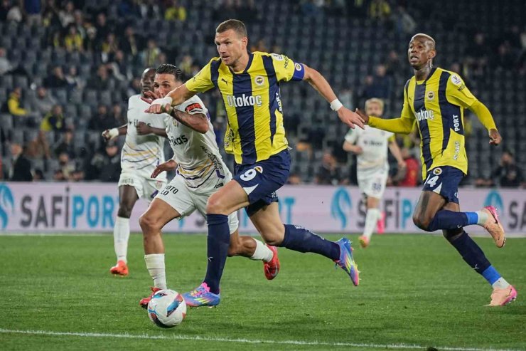 TRENDYOL SÜPER LİG: FENERBAHÇE: 2 - EYÜPSPOR: 1 (MAÇ SONUCU)