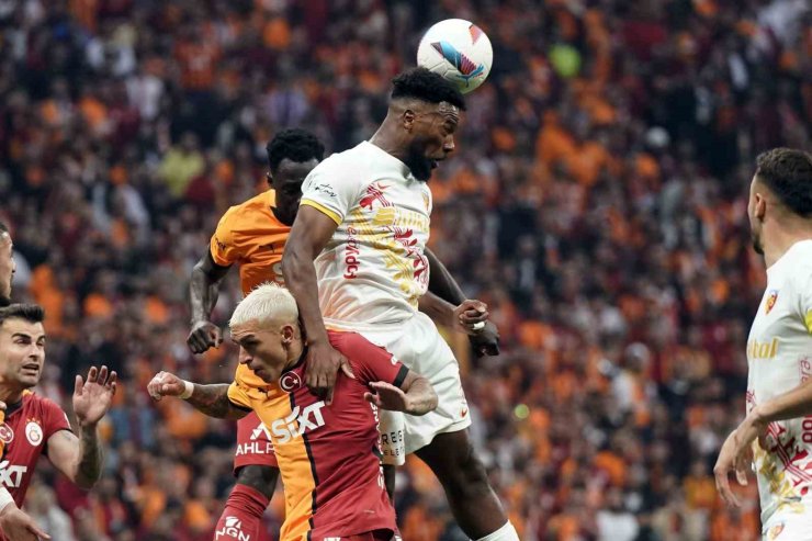 TRENDYOL SÜPER LİG: GALATASARAY: 3 - KAYSERİSPOR: 0 (MAÇ SONUCU)