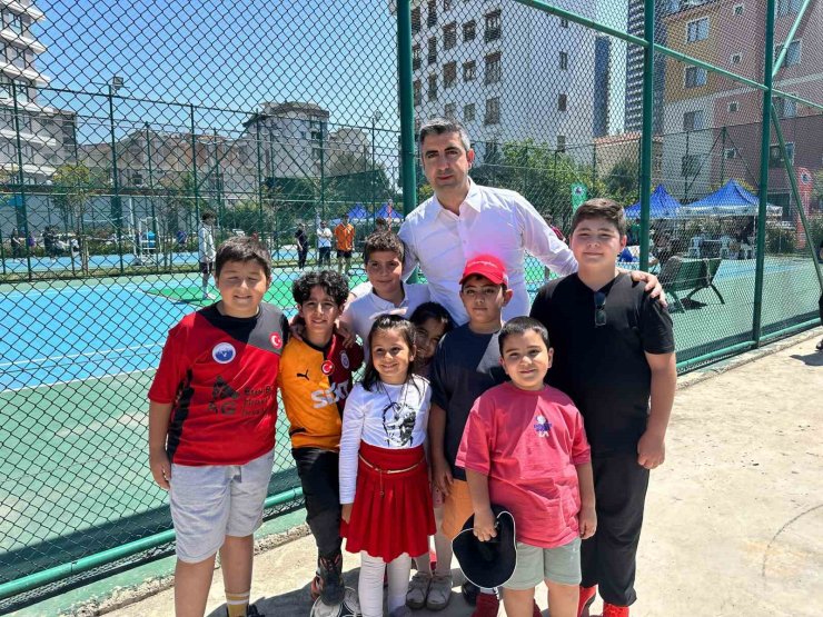 KARTAL’DA 19 MAYIS COŞKUSU: GENÇLER SPORLA BULUŞTU