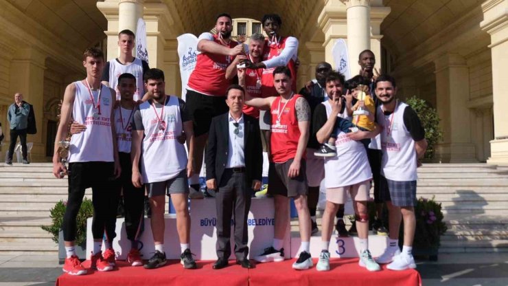 3X3 BASKETBOL GENÇLİK KUPASI NEFESLERİ KESTİ