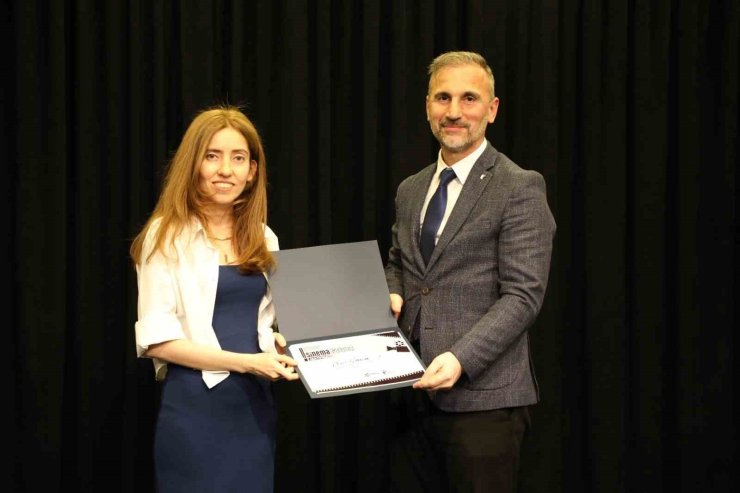 GENÇ SİNEMACILAR MEZUNİYET HEYECANI YAŞADI