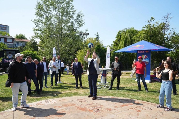 BEŞİKTAŞ BELEDİYESİ 19 MAYIS’I ‘GENÇLİK FESTİVALİ’YLE KUTLADI